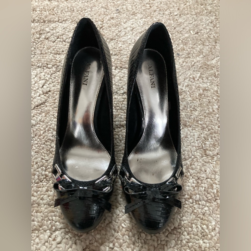 Alfani black heels